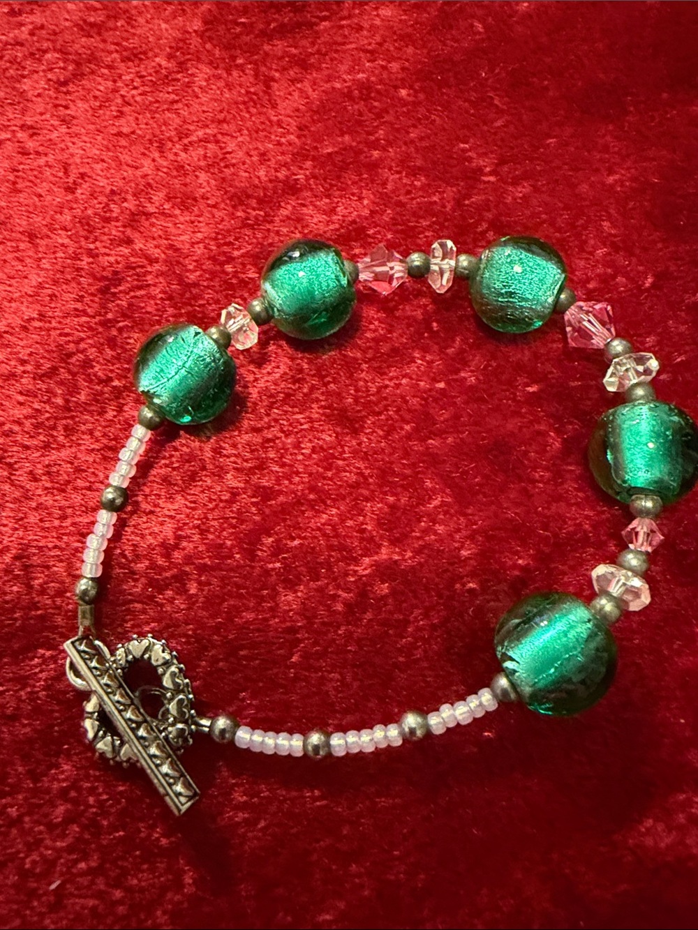 7 inch new Emerald Green Glass Bead Bracelet - Women's Jewelry
